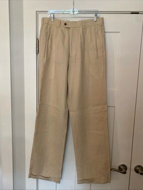 Classic Straight-Leg Chino Pants in Beige